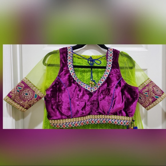 Indian Lehenga Outfit/ indian cloth / Pakistani outfit - Picture 3 of 5